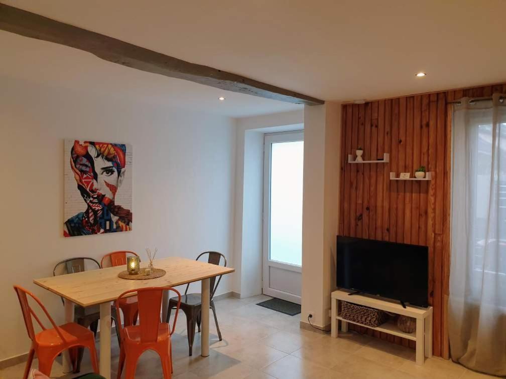 Agreable Maison De 72m2, Avec Terrasse Privee Apartment *